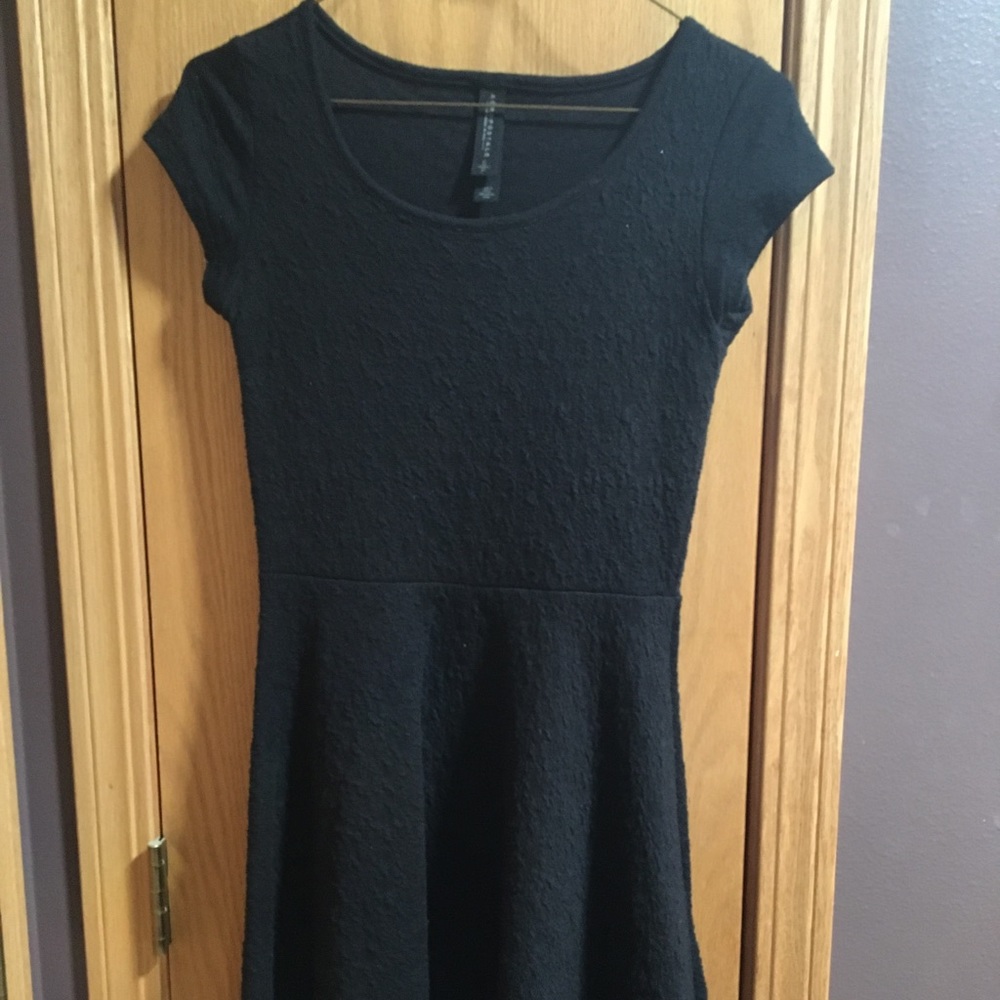 Black dress (Aeropostale)
